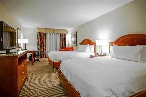 Wyndham Garden Hotel 3*
