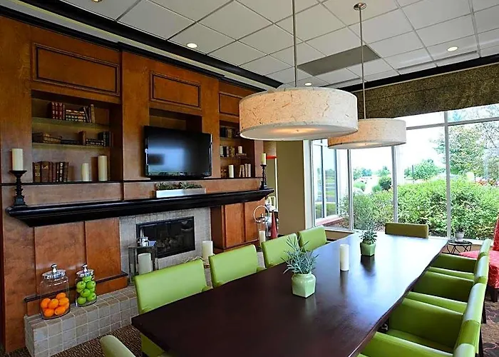 Hotel Wyndham Garden Kankakee
