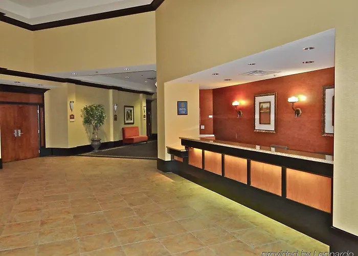 Wyndham Garden Hotel 3*